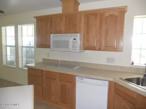 339 E Michelle Dr, Phoenix, AZ 85022 photo 6