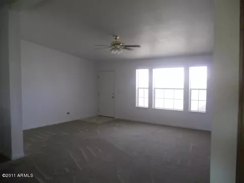 339 E Michelle Dr, Phoenix, AZ 85022 photo 5
