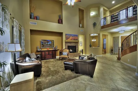 3757 Ember Glow Way, Phoenix, AZ 85050 photo 9