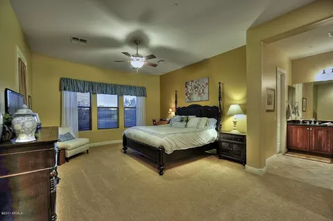 3757 Ember Glow Way, Phoenix, AZ 85050 photo 14