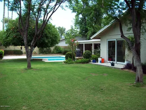 628 E Canterbury Ln, Phoenix, AZ 85022 photo 1
