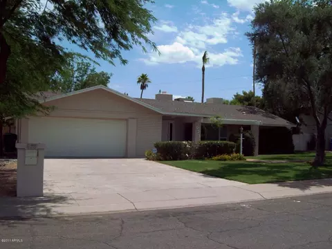 628 E Canterbury Ln, Phoenix, AZ 85022 photo 3