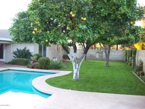 628 E Canterbury Ln, Phoenix, AZ 85022 photo 14