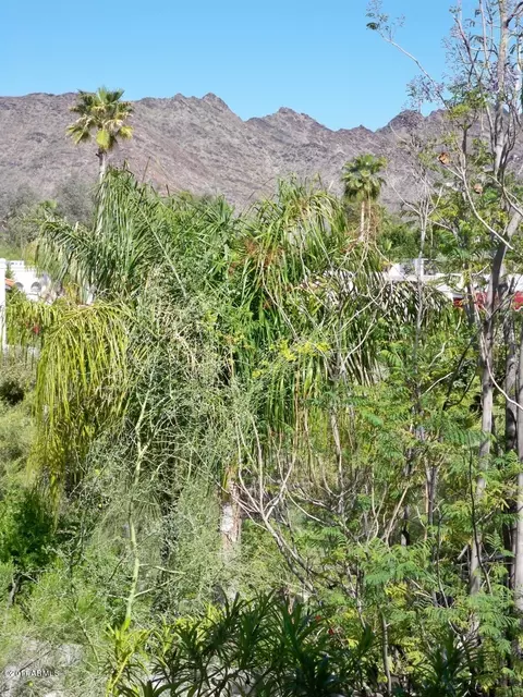 754 E Becker Ln, Phoenix, AZ 85020 photo 14