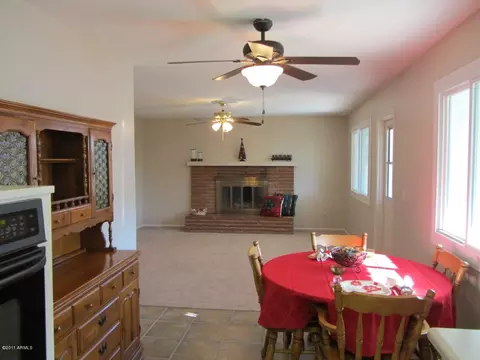 953 E La Jolla Dr, Tempe, AZ 85282 photo 2