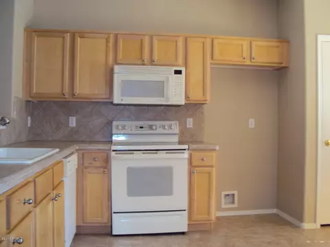 3292 E Attleboro Rd, Gilbert, AZ 85295 photo 4