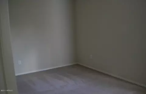 4056 E Abraham Ln, Phoenix, AZ 85050 photo 5