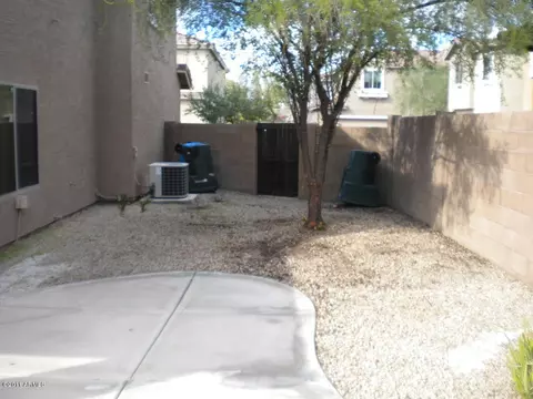 4056 E Abraham Ln, Phoenix, AZ 85050 photo 12
