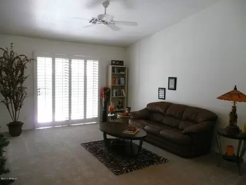 3351 E Behrend Dr, Phoenix, AZ 85050 photo 4
