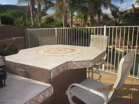 2054 E Ruby Ln, Phoenix, AZ 85024 photo 13