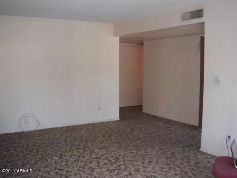 1026 E Fairbrook Cir, Mesa, AZ 85203 photo 4
