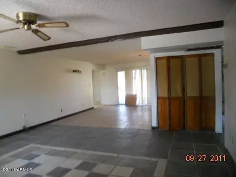 2184 E Broadmor Dr, Tempe, AZ 85282 photo 2