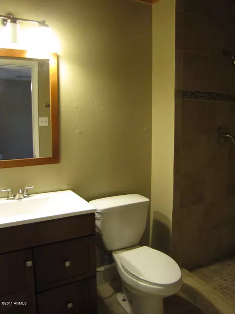 3448 W Calavar Rd, Phoenix, AZ 85053 photo 11