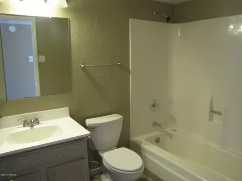3448 W Calavar Rd, Phoenix, AZ 85053 photo 6