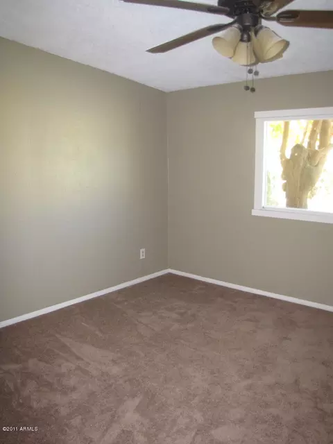 3448 W Calavar Rd, Phoenix, AZ 85053 photo 13