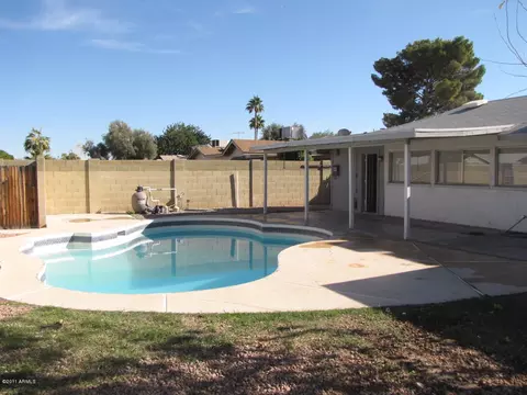 3448 W Calavar Rd, Phoenix, AZ 85053 photo 3
