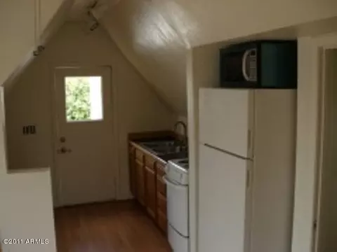 4633 N 8th Pl, Phoenix, AZ 85014 photo 9