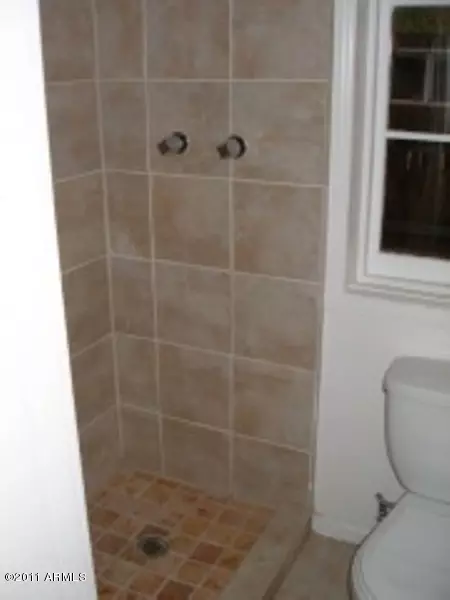 4633 N 8th Pl, Phoenix, AZ 85014 photo 8