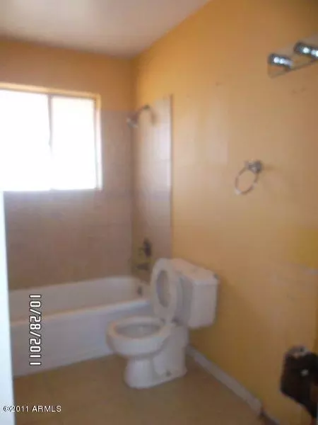 4117 E Saint Catherine Ave, Phoenix, AZ 85042 photo 7