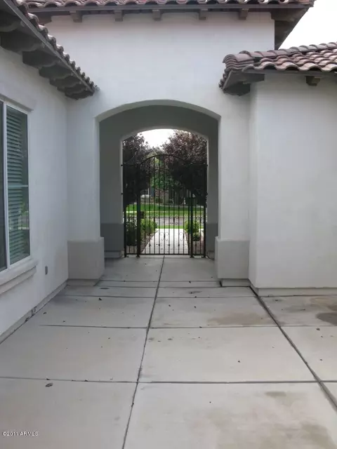 2820 E Page Ct, Gilbert, AZ 85234 photo 3