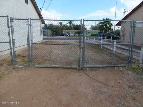 88 S Malcolm Dr, Apache Junction, AZ 85120 photo 4