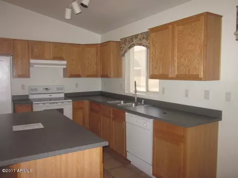 4526 E Glenhaven Dr, Phoenix, AZ 85048 photo 3