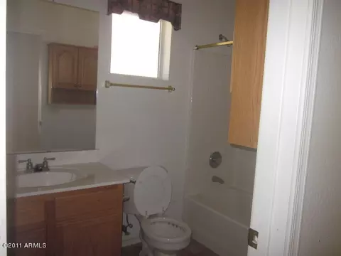 4526 E Glenhaven Dr, Phoenix, AZ 85048 photo 8
