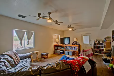 3946 E Desert Ln, Gilbert, AZ 85234 photo 5