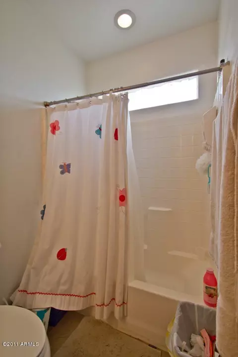 3946 E Desert Ln, Gilbert, AZ 85234 photo 8