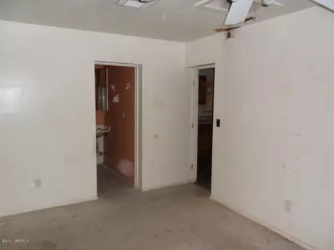 1802 E Pleasant Ln, Phoenix, AZ 85042 photo 11