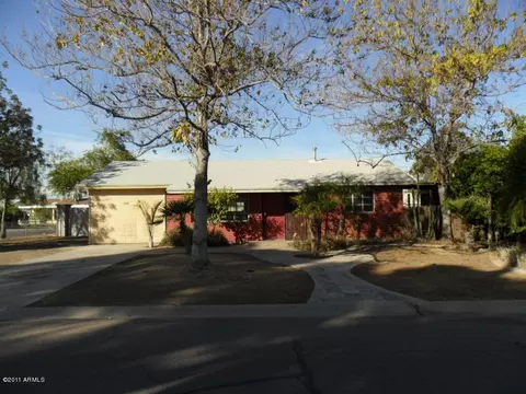 1802 E Pleasant Ln, Phoenix, AZ 85042 photo 1