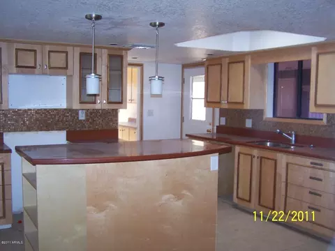 690 N Muleshoe Rd, Apache Junction, AZ 85119 photo 7