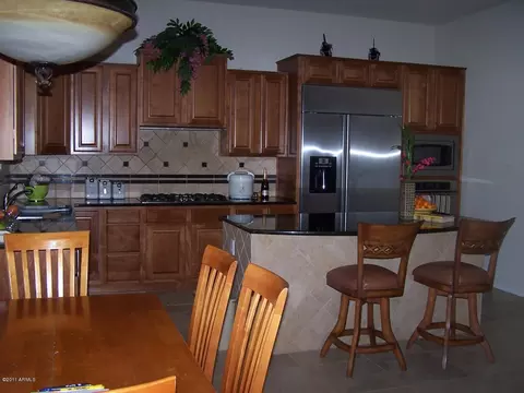 3822 E Herrera Dr, Phoenix, AZ 85050 photo 4