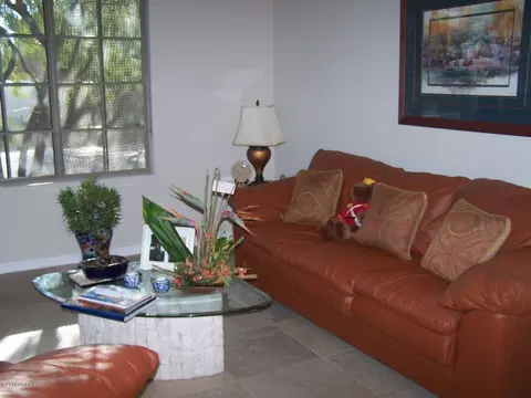 3822 E Herrera Dr, Phoenix, AZ 85050 photo 2