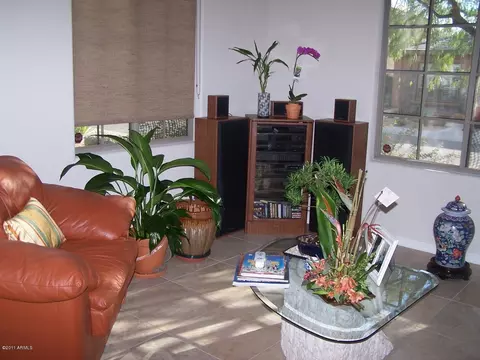 3822 E Herrera Dr, Phoenix, AZ 85050 photo 3