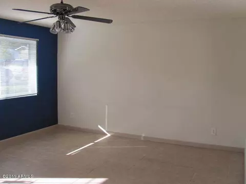 2238 E Acoma Dr, Phoenix, AZ 85022 photo 3