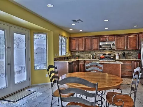 3043 E Captain Dreyfus Ave, Phoenix, AZ 85032 photo 9
