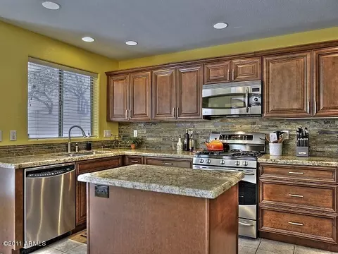 3043 E Captain Dreyfus Ave, Phoenix, AZ 85032 photo 8