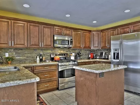 3043 E Captain Dreyfus Ave, Phoenix, AZ 85032 photo 10