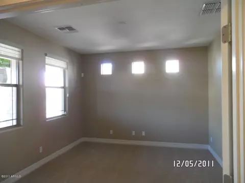 1649 E Indigo St, Gilbert, AZ 85298 photo 2