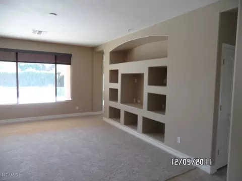 1649 E Indigo St, Gilbert, AZ 85298 photo 4