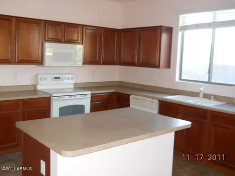 1814 E Valencia Dr, Phoenix, AZ 85042 photo 4