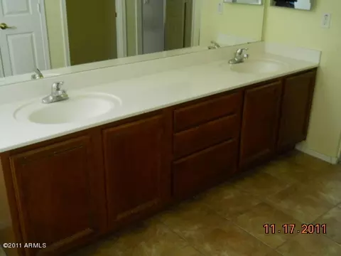 1814 E Valencia Dr, Phoenix, AZ 85042 photo 8