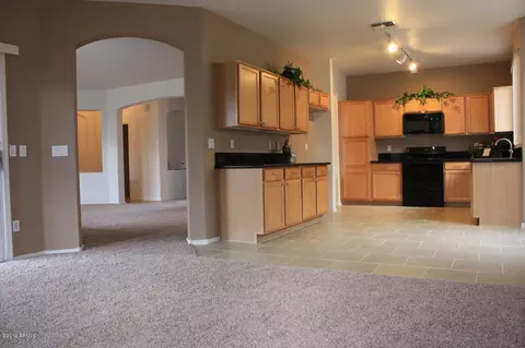 9415 E Kiva Ave, Mesa, AZ 85209 photo 3