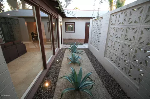 2308 Earll Dr, Phoenix, AZ 85016 photo 34