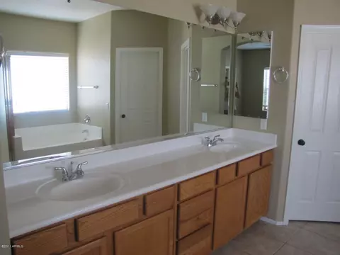 1258 E Vermont Dr, Gilbert, AZ 85295 photo 11