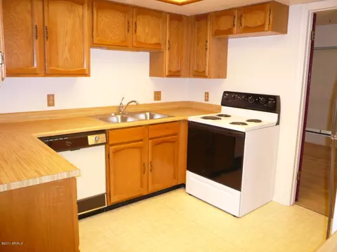 8201 N 21st Dr #C208, Phoenix, AZ 85021 photo 10
