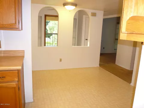 8201 N 21st Dr #C208, Phoenix, AZ 85021 photo 9