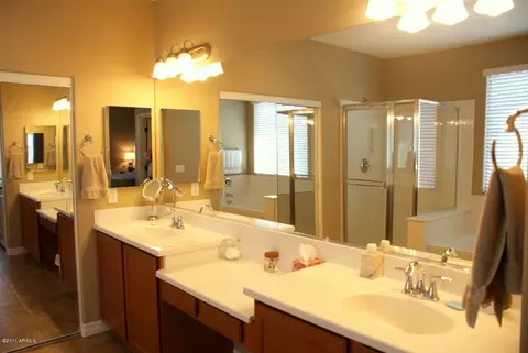 2446 E Narrowleaf Dr, Gilbert, AZ 85298 photo 8