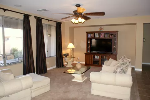 2446 E Narrowleaf Dr, Gilbert, AZ 85298 photo 5